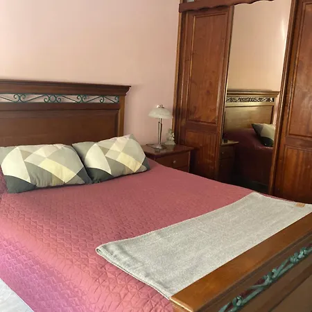 アパート Comfortable 2 Bedroom In *